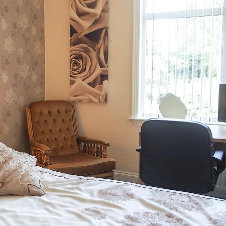 Leaded Light Guest House Solihull Eksteriør billede